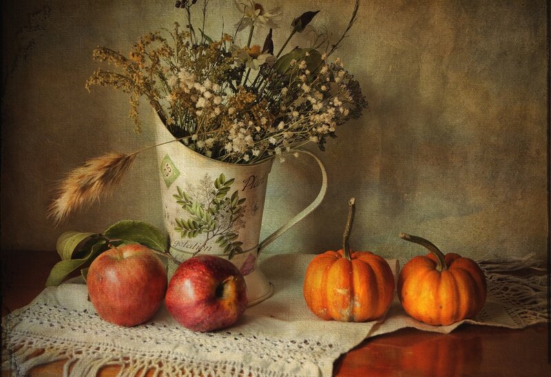 Apples and Pumpkins
