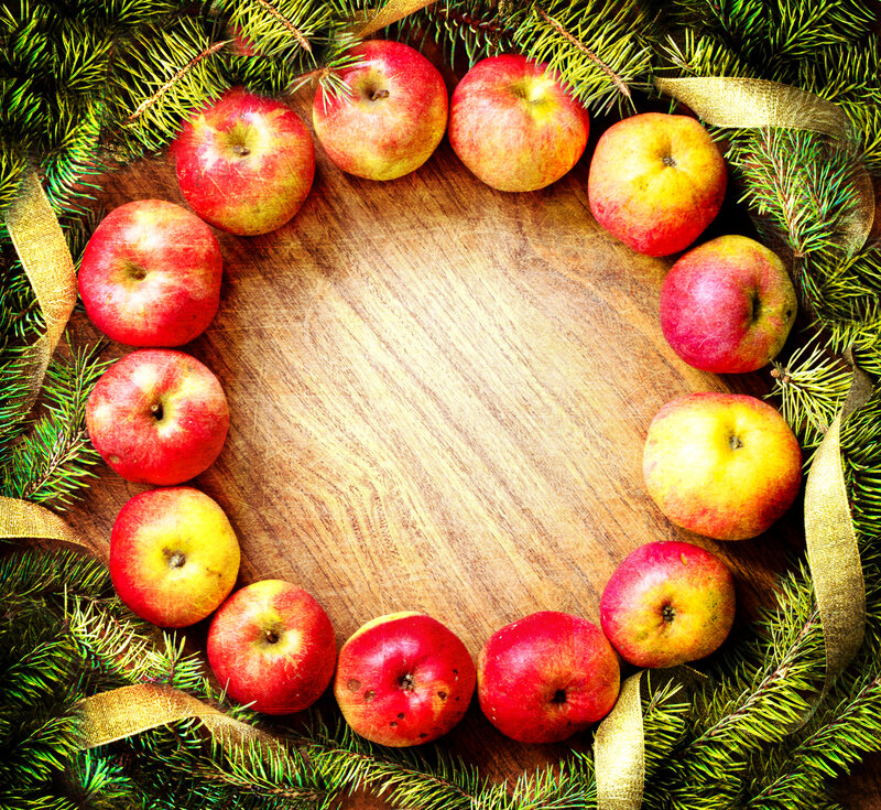 Apples in a Wreath