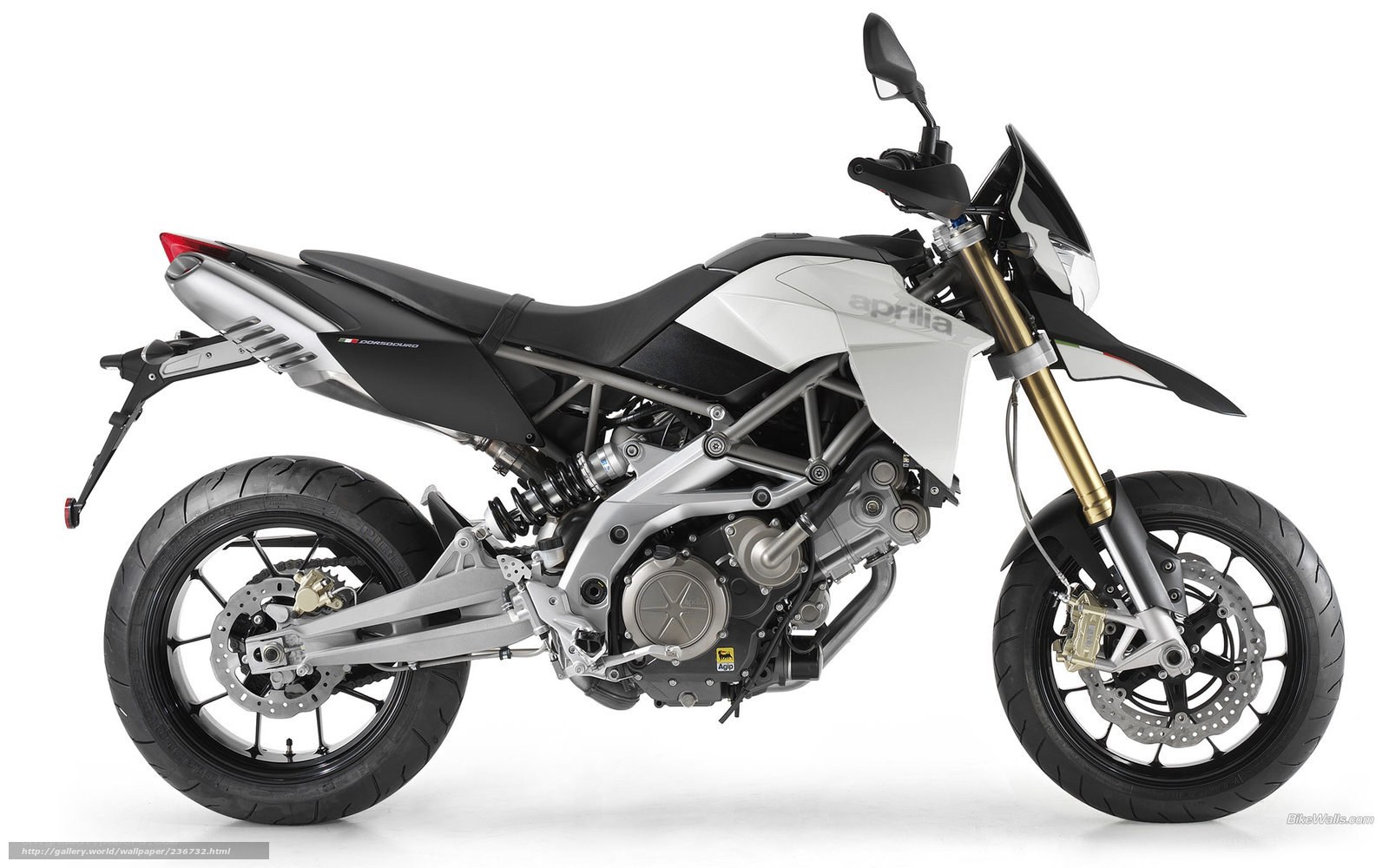 Aprilia Dorsoduro 900 motorcycle