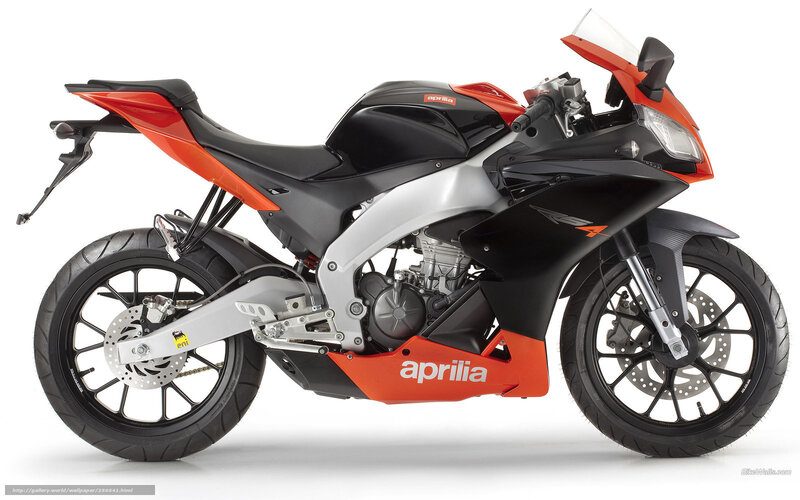 Aprilia RSV4 Motorcycle — Red, Neutral, Photograph, Black Seat