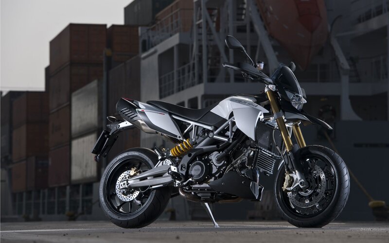 Aprilia Tuono V4 motorcycle