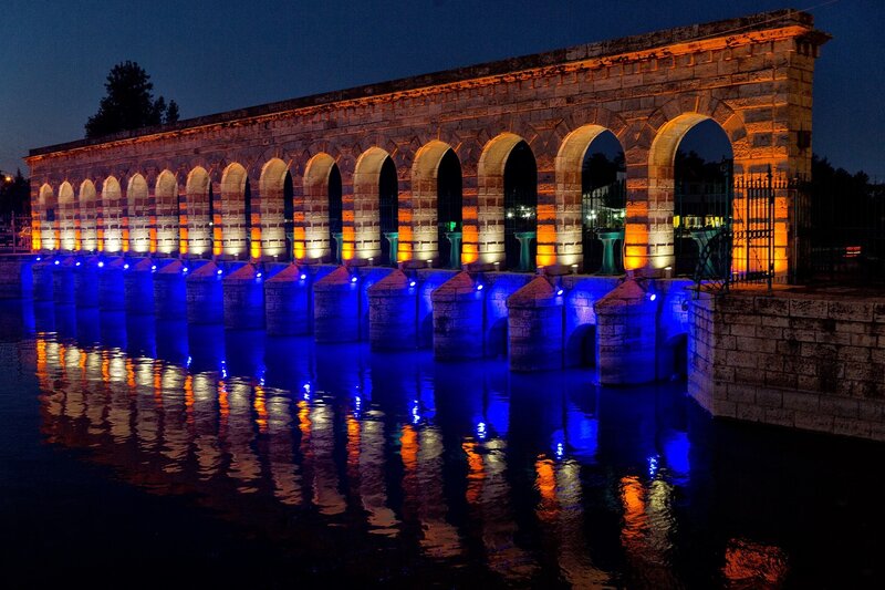 Aqueduct at Night — Blue