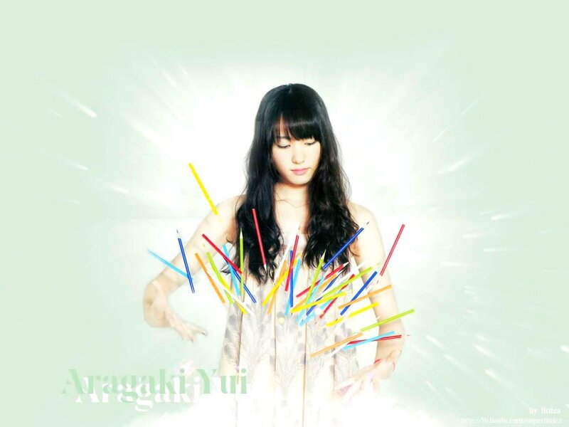 Aragaki Yui with colorful sticks
