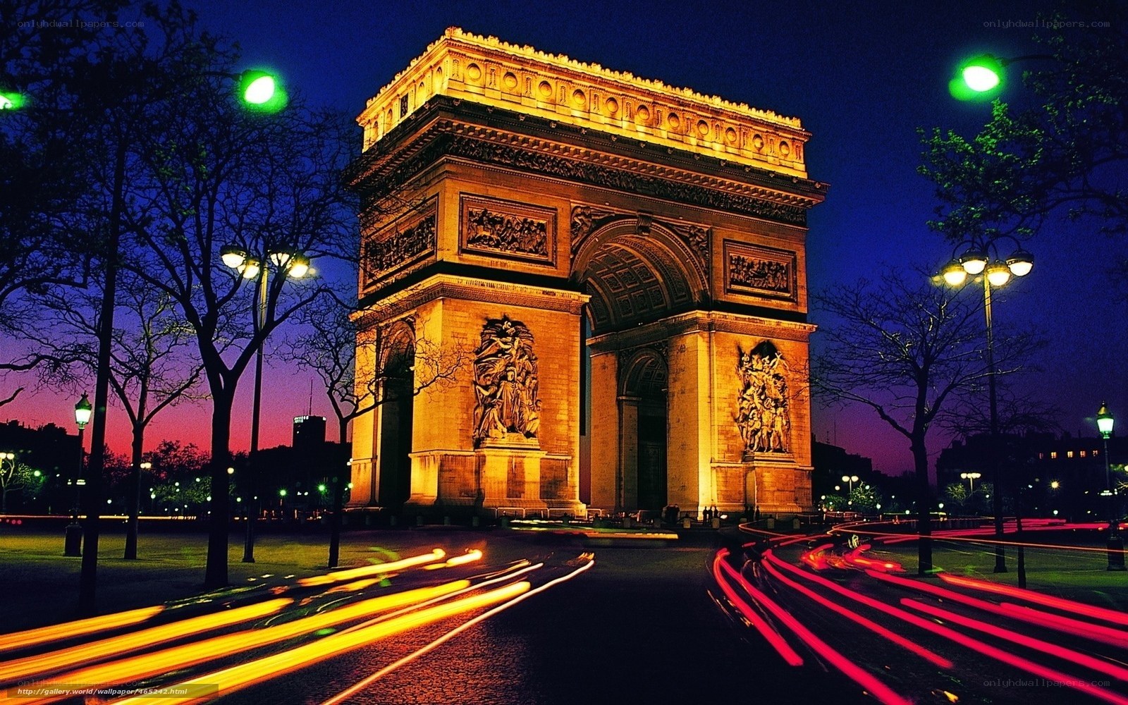 Arc de Triomphe at night