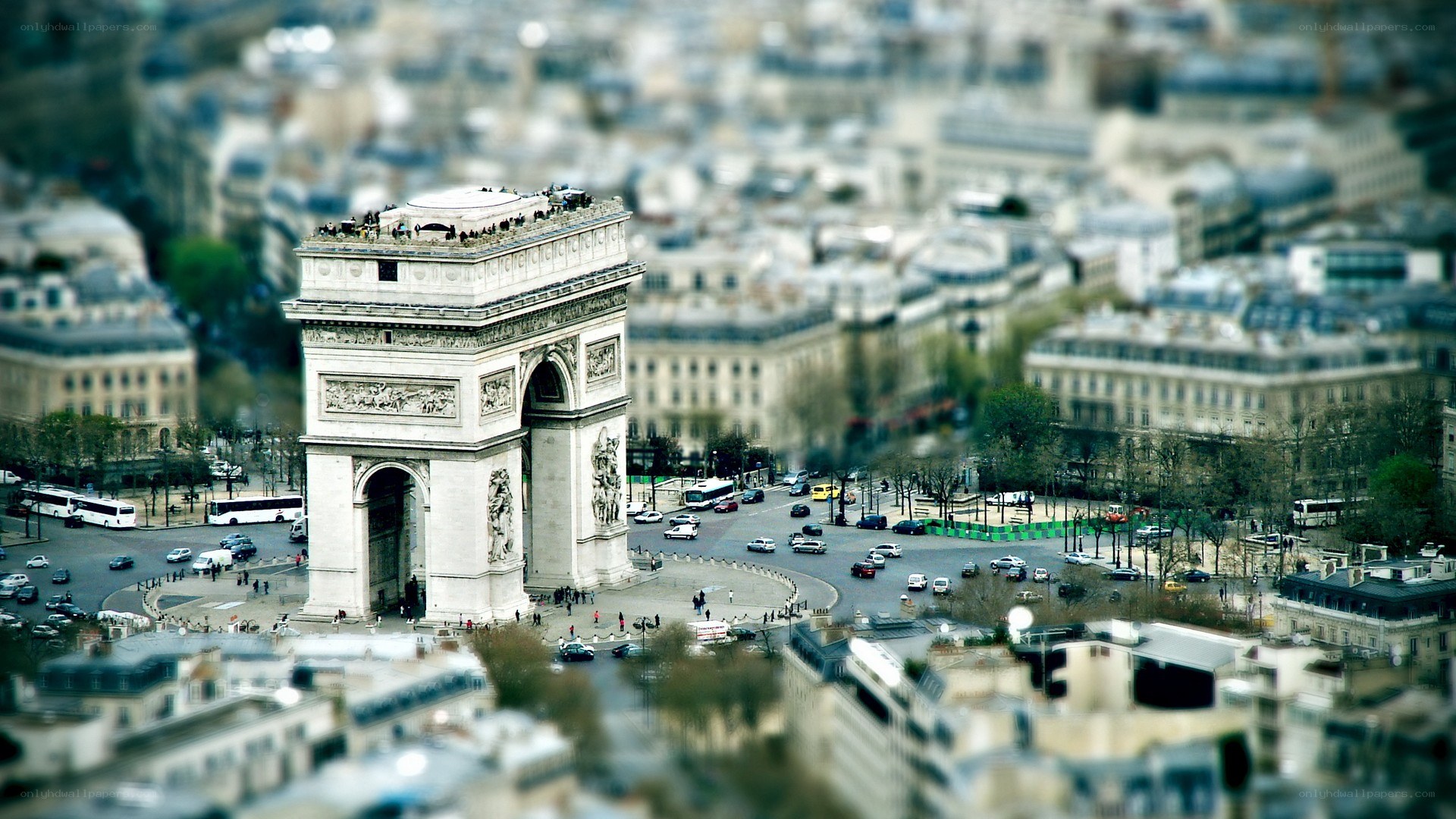 Arc de Triomphe in Paris