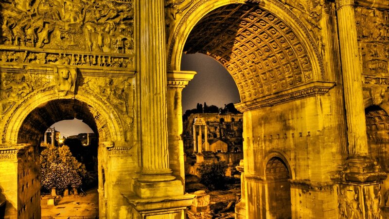 Arch of Constantine at night