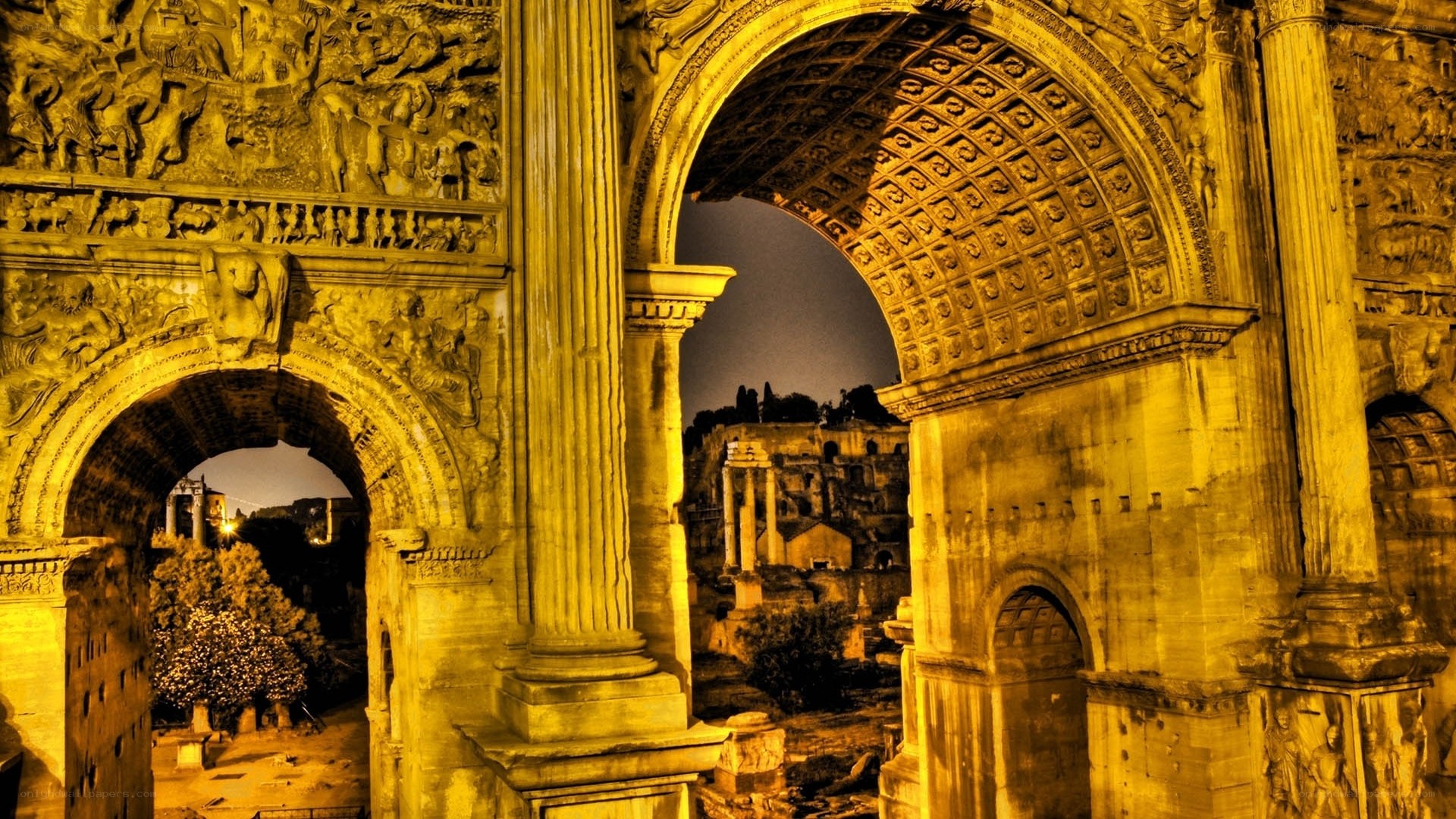 Arch of Constantine at night