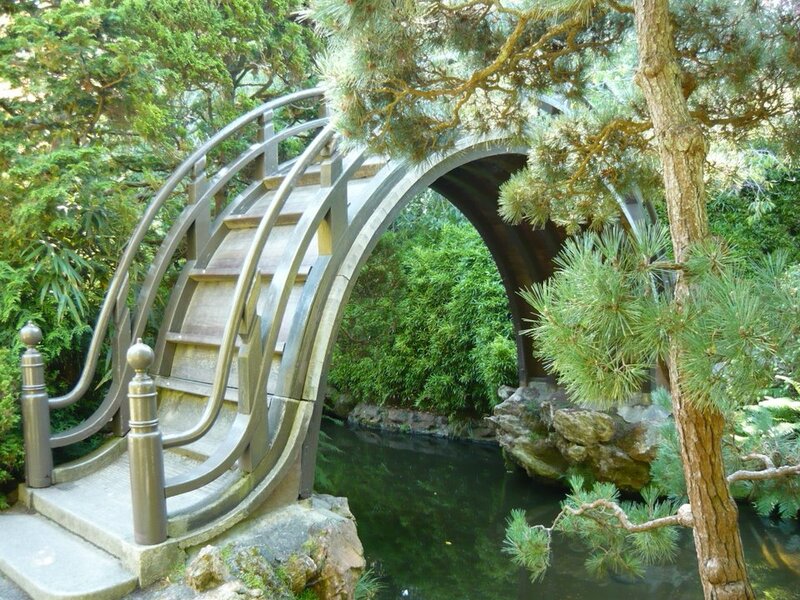 Arched Bridge in Garden — Green