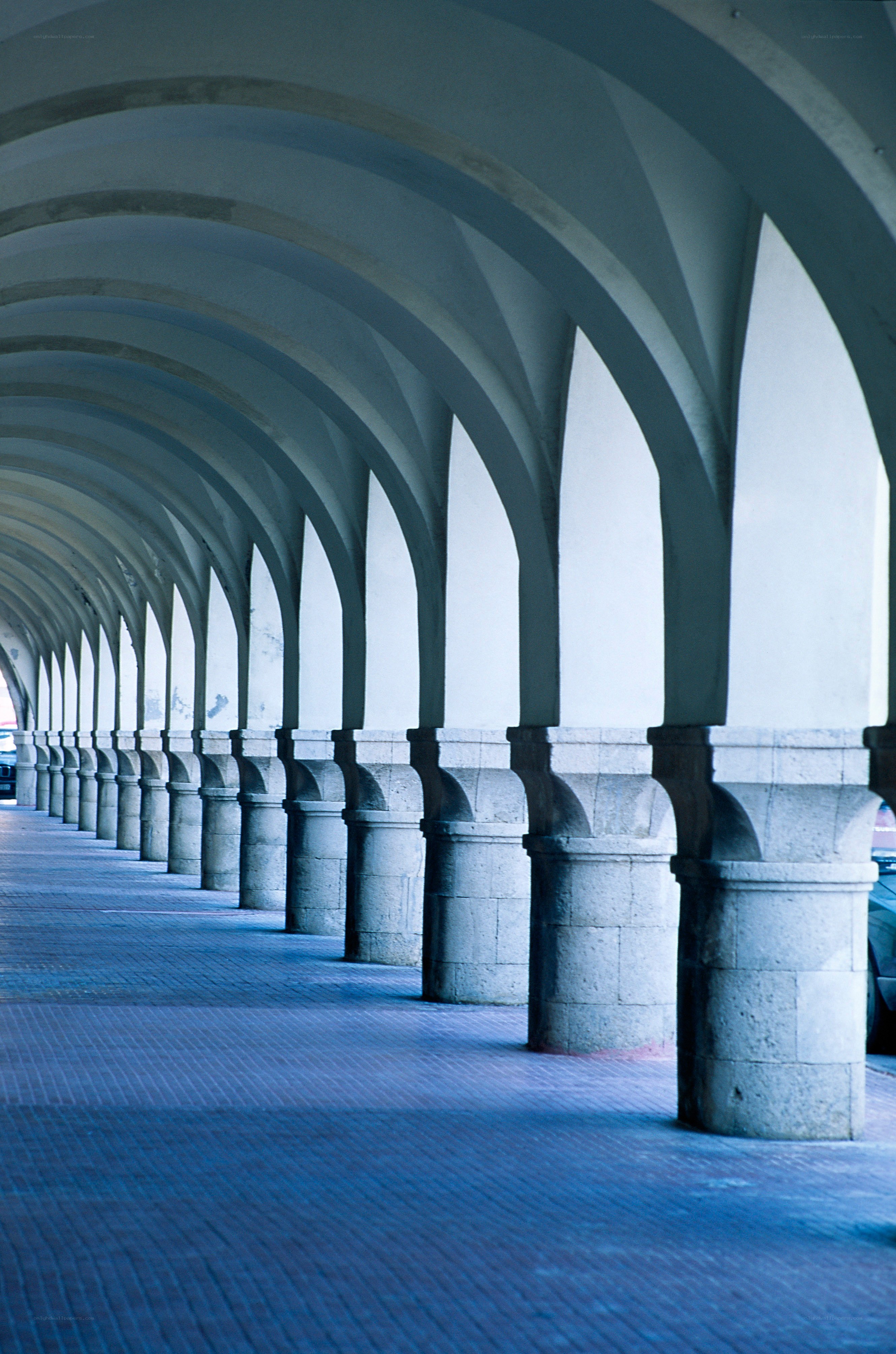 arched colonnade corridor