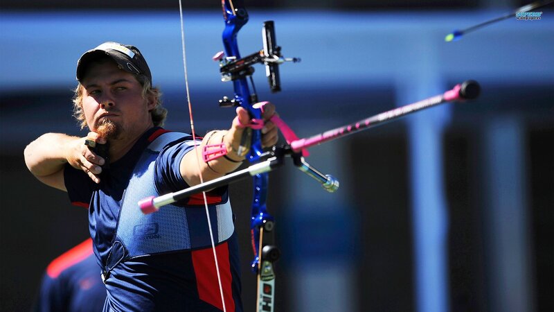 Archer Shooting Bow — Blue