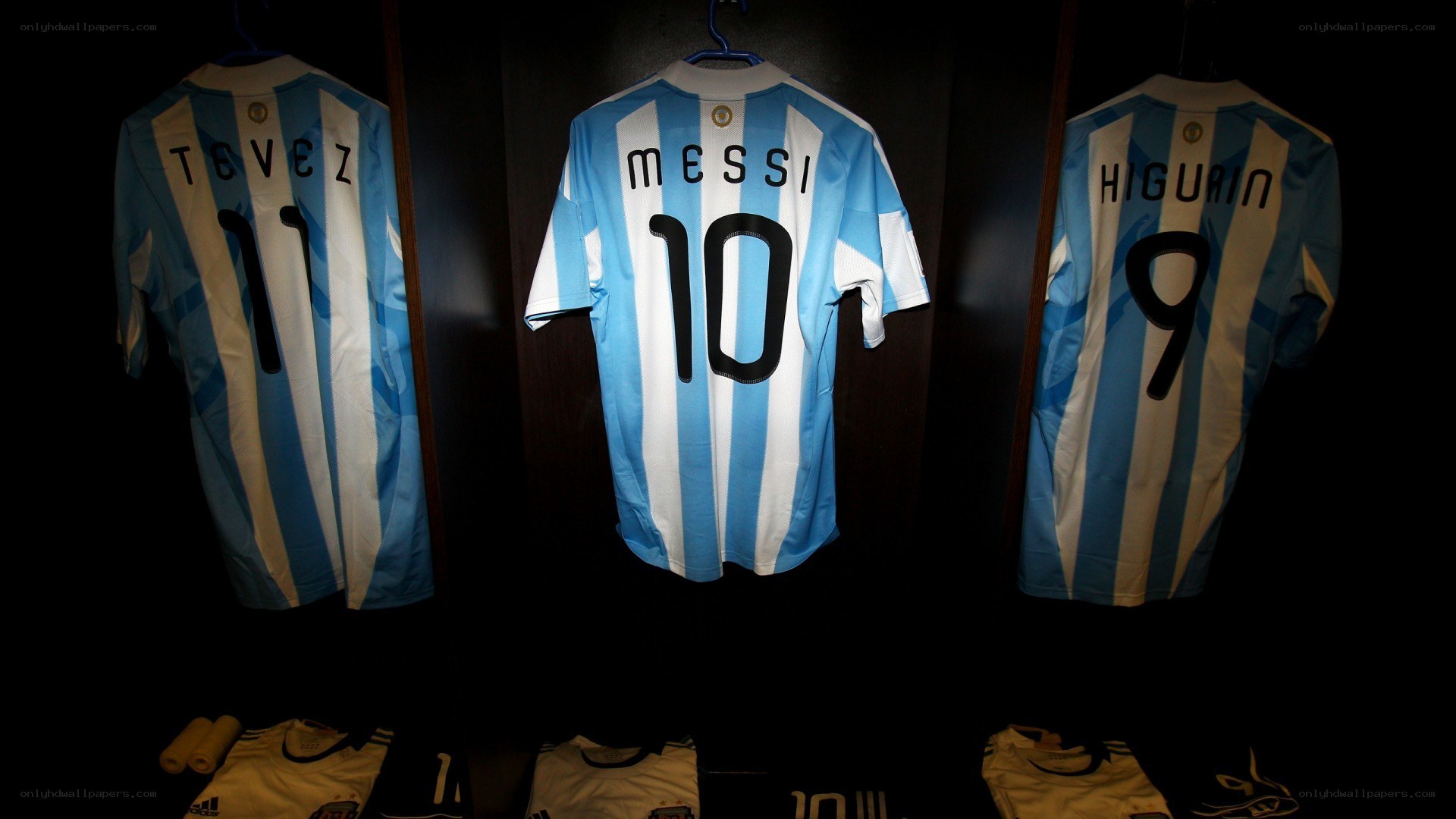 Argentina jerseys in locker room