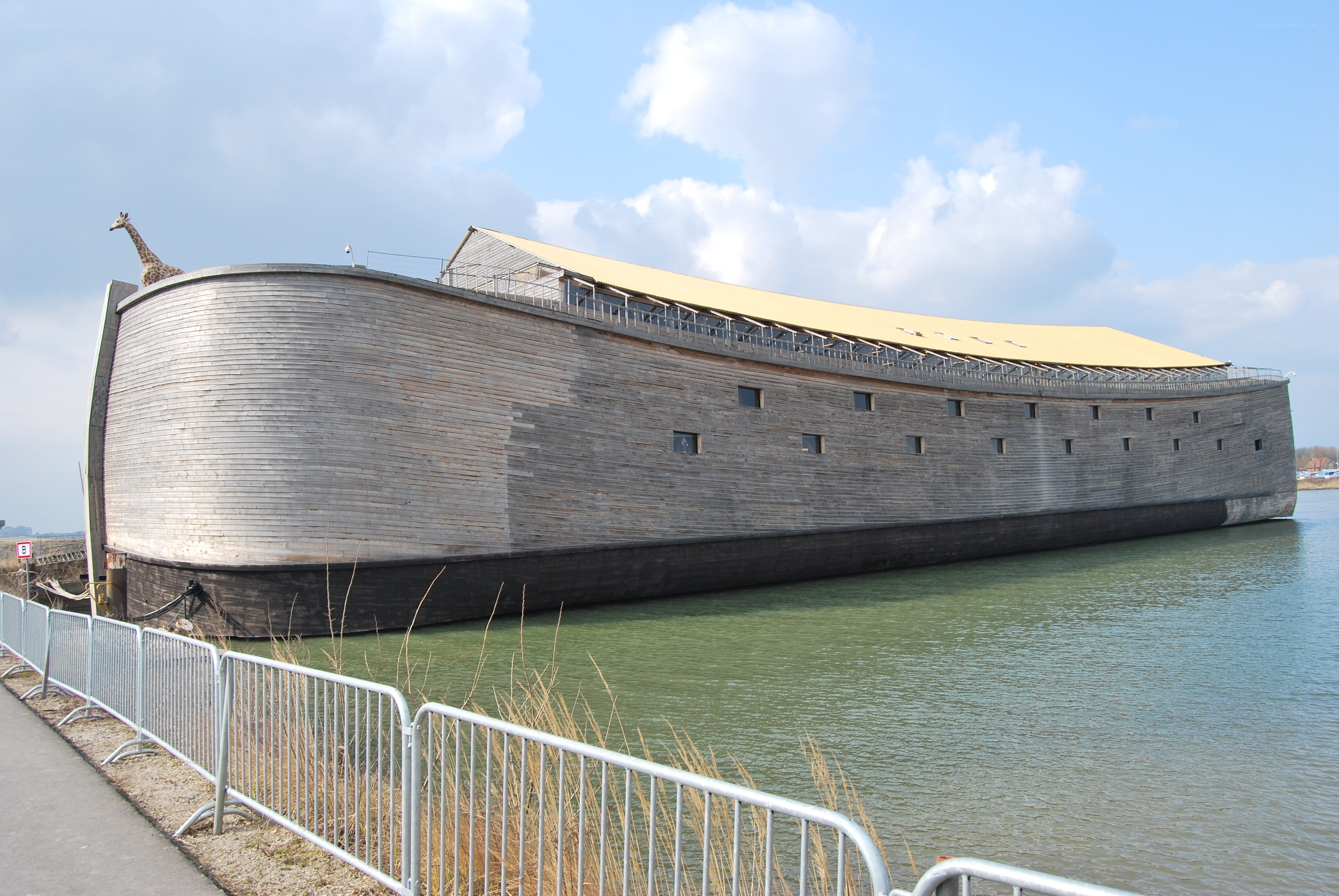 Ark replica at Noah's Ark park