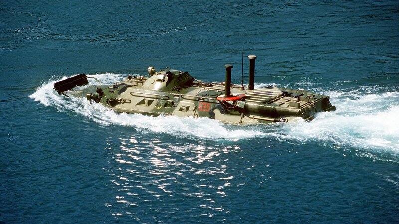 Armored Amphibious Vehicle — Green