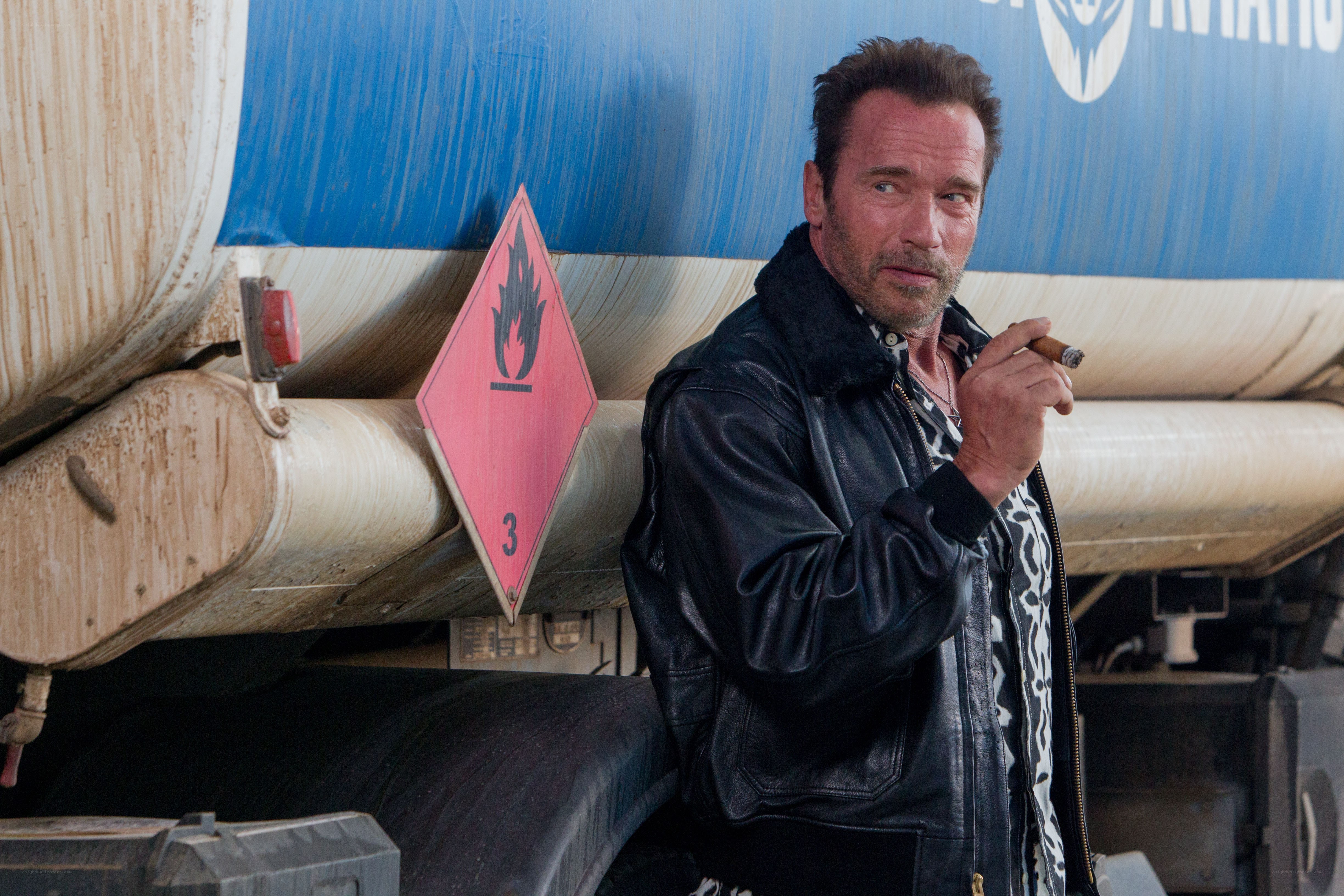 Arnold Schwarzenegger in action scene
