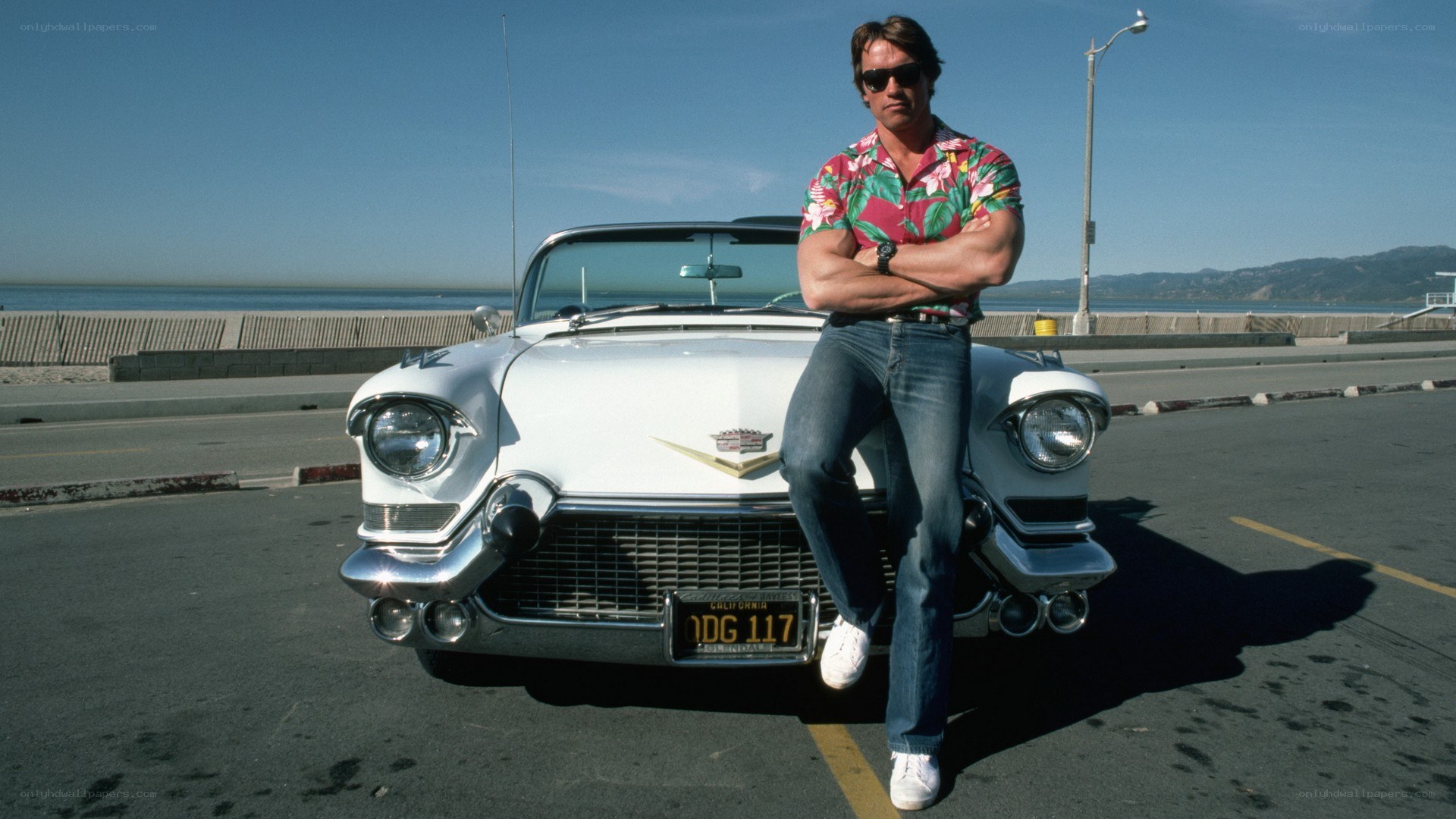 Arnold Schwarzenegger with classic car