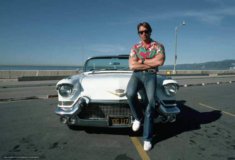 Arnold Schwarzenegger with classic car