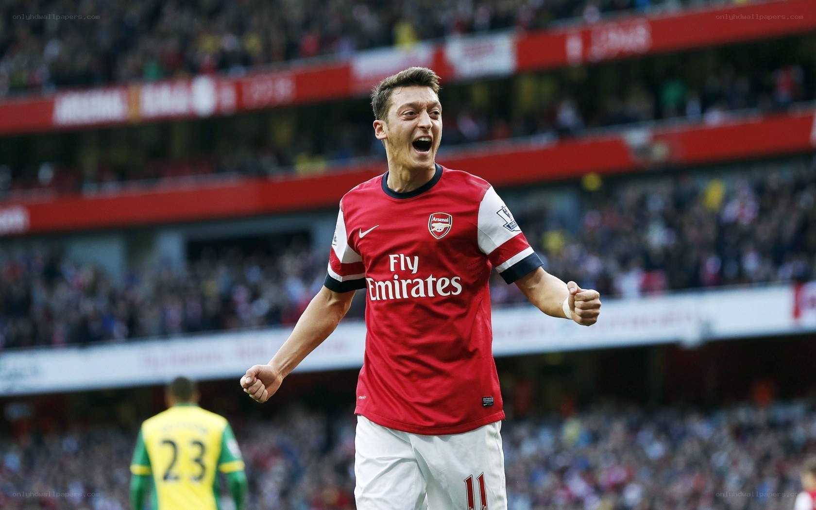 Arsenal player celebrating goal