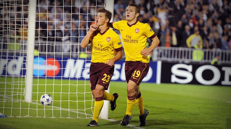 Arsenal players celebrate goal