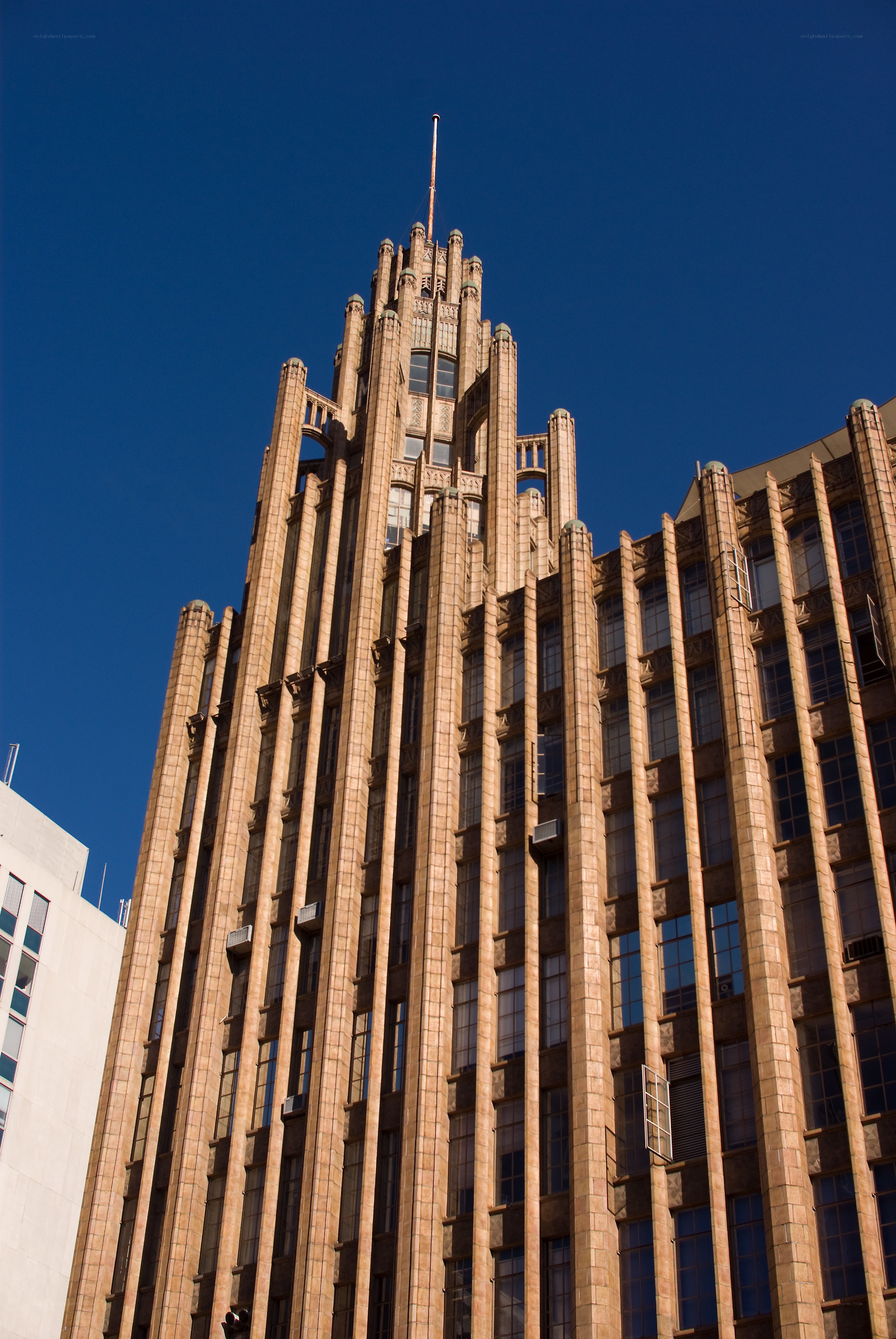 Art Deco skyscraper tower
