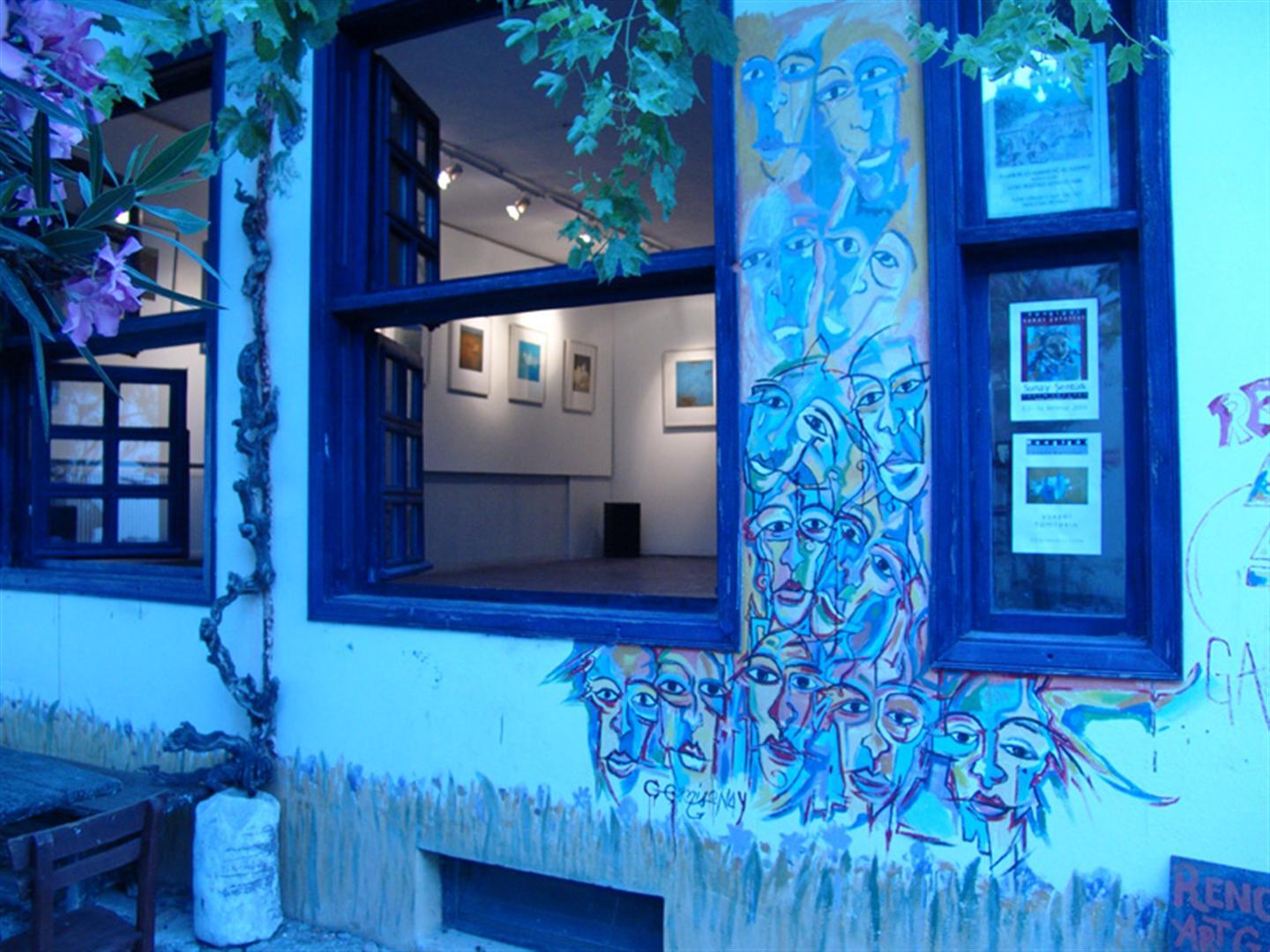 Art gallery with mural