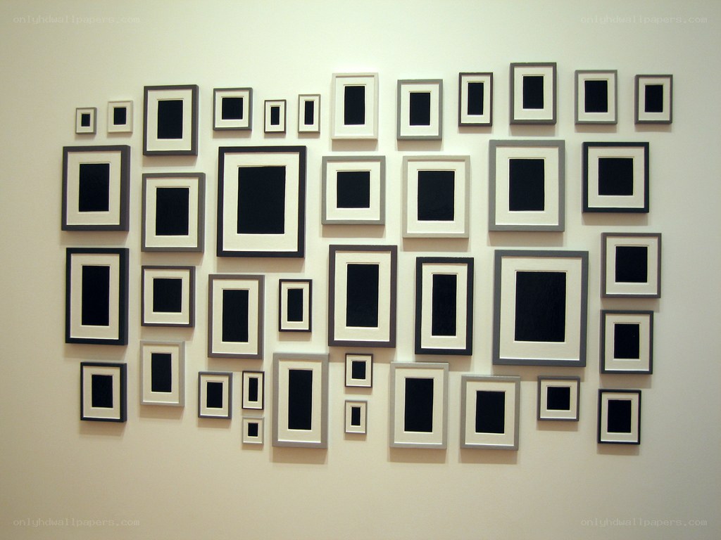 Art installation with empty frames