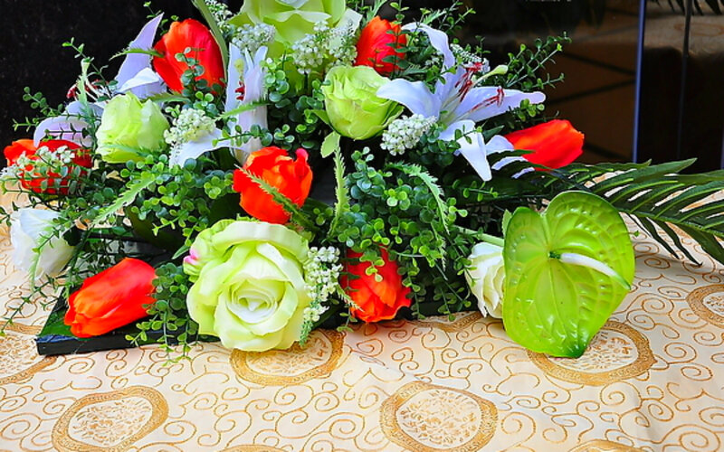 Artificial Flower Arrangement — Green, Calm