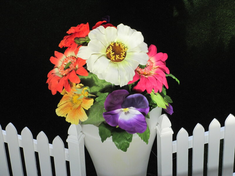 Artificial Flower Bouquet — White, Calm