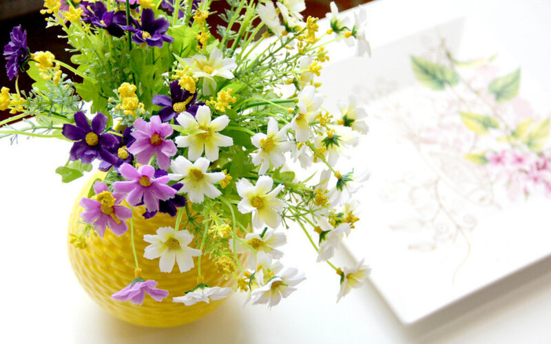 Artificial Flowers in Vase — Yellow