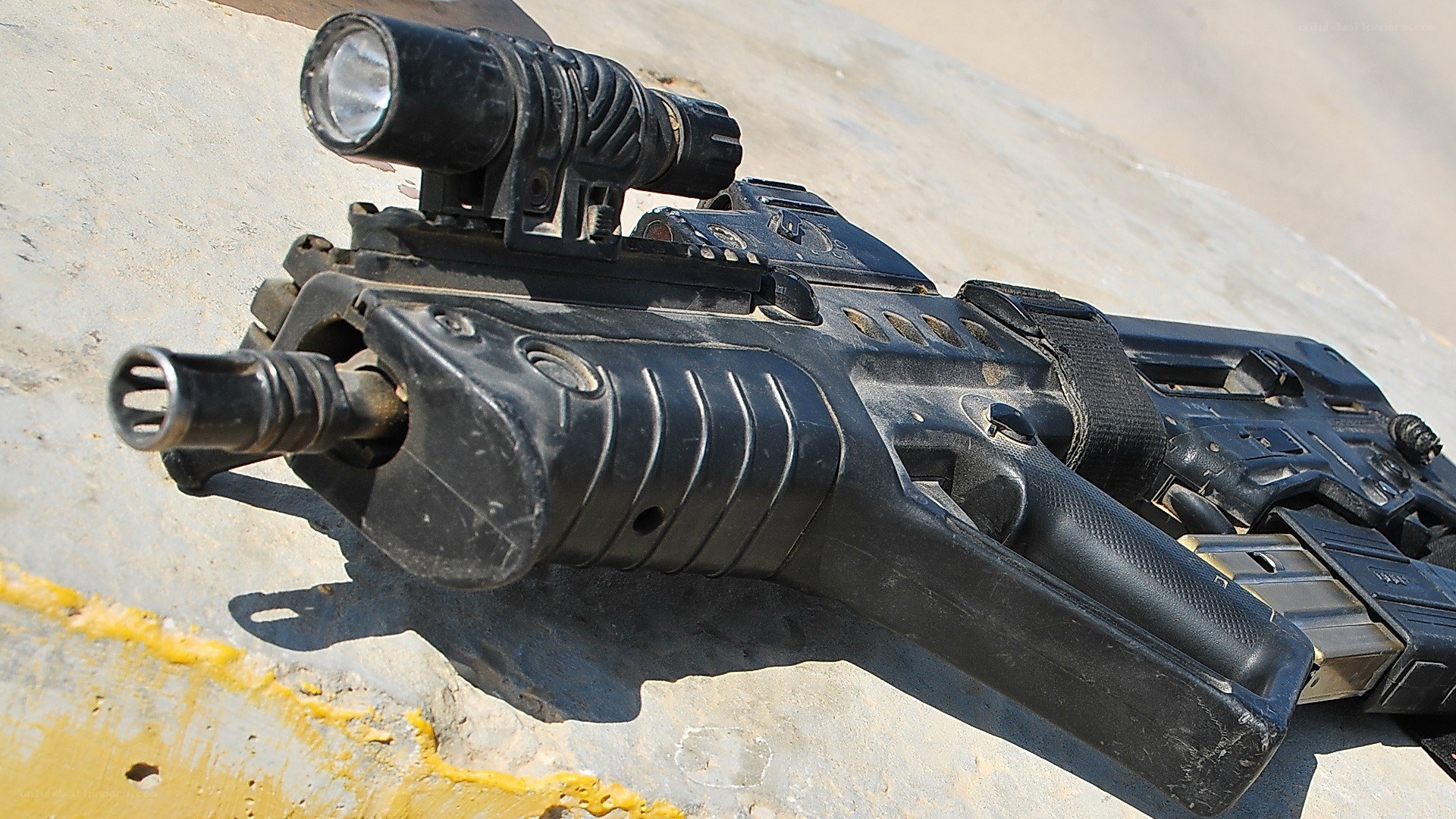 Assault rifle with flashlight