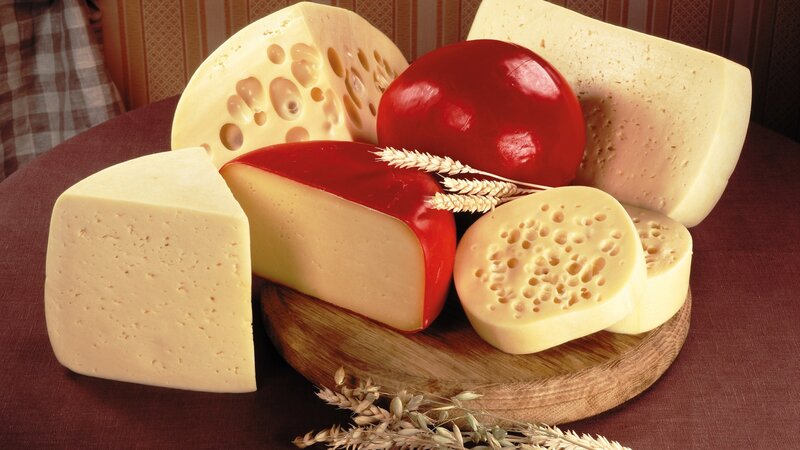 Assorted Cheese on Board — Yellow