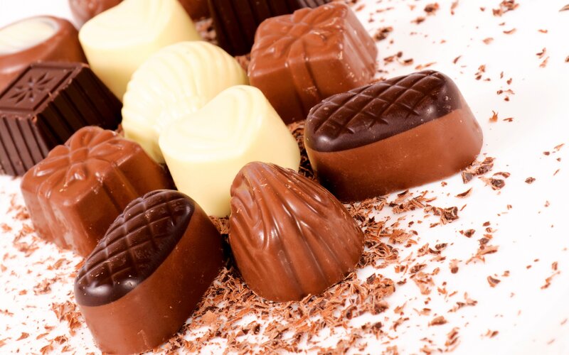 Assorted Chocolate Candies — Brown, Appetizing, Photograph, Chocolate Shavings