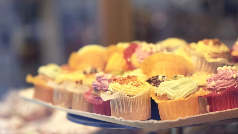 Assorted Cupcakes on Tray — Yellow, Sweet