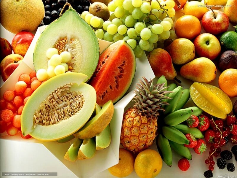 Assorted Fruits in a Box — Green