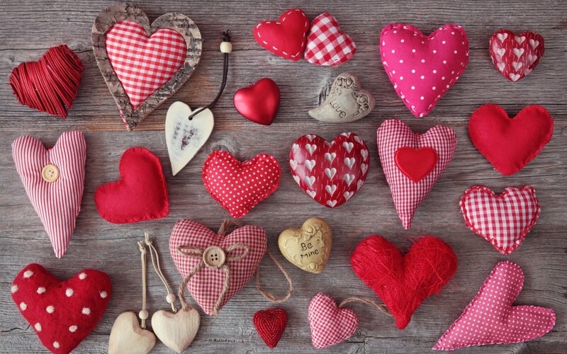 Assorted Heart Decorations — Red, Festive