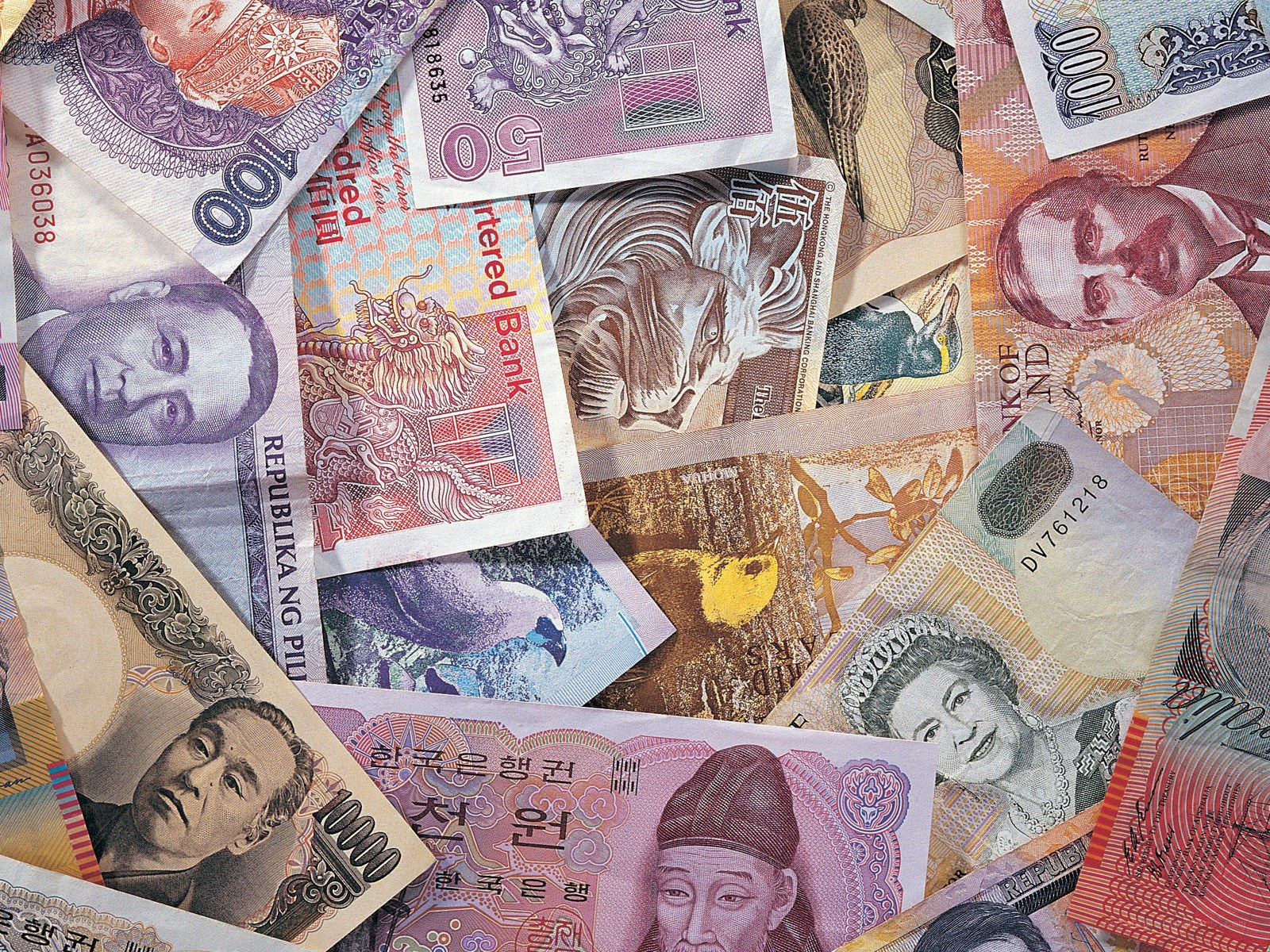 Assorted international banknotes