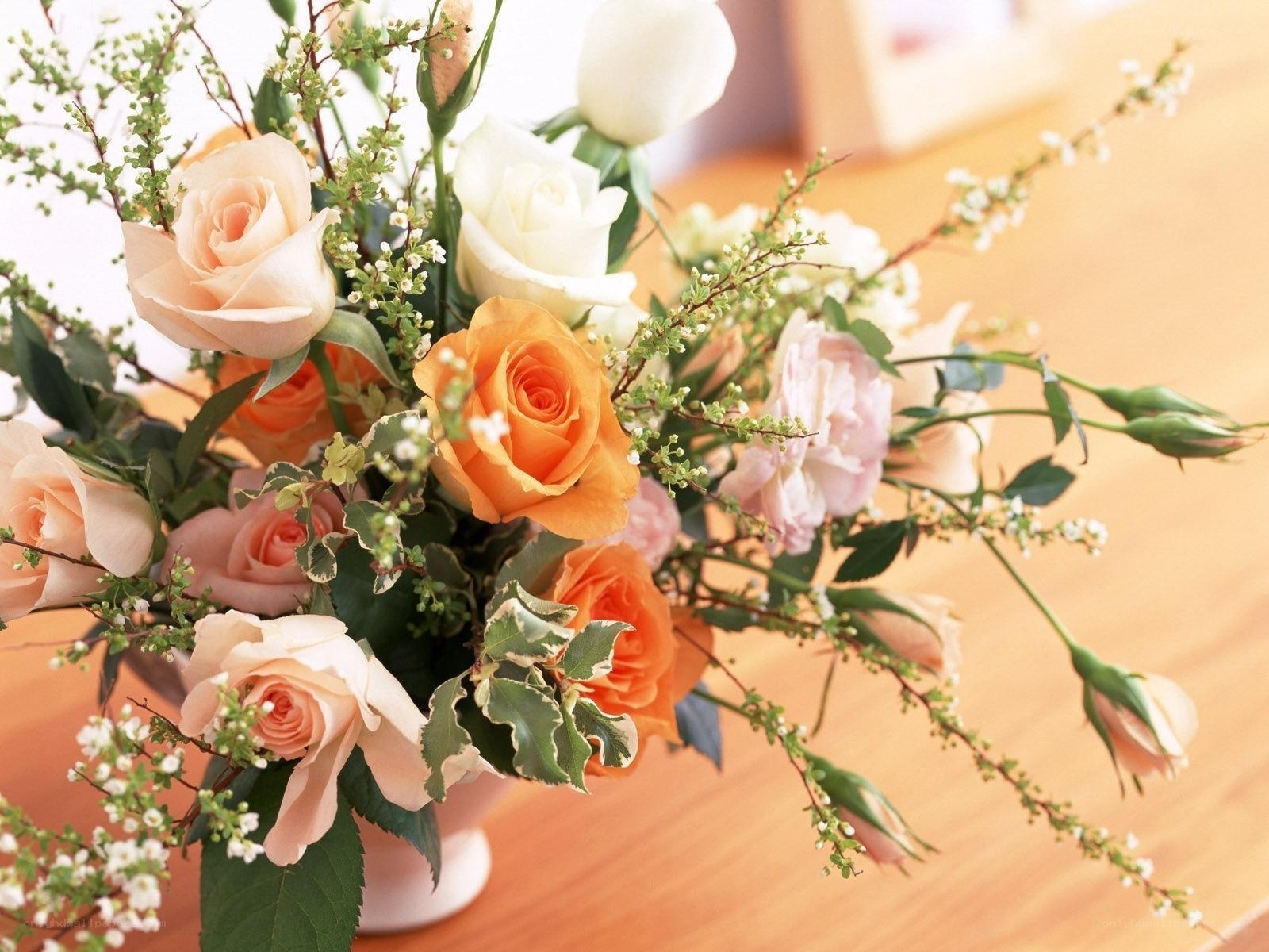 Assorted roses in a bouquet