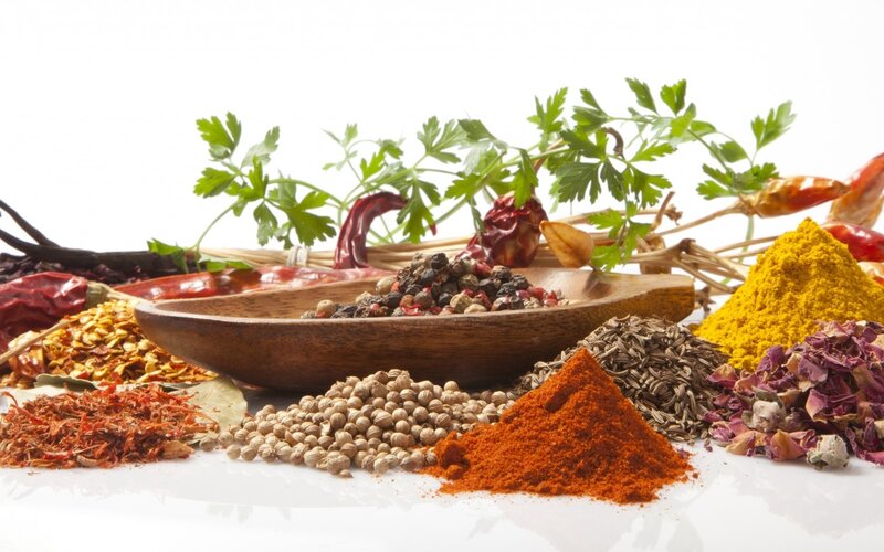 Assorted Spices and Herbs — Yellow