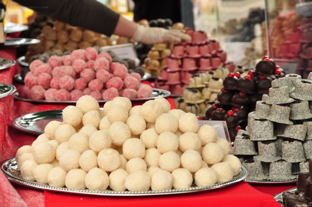 Assorted truffles at a market