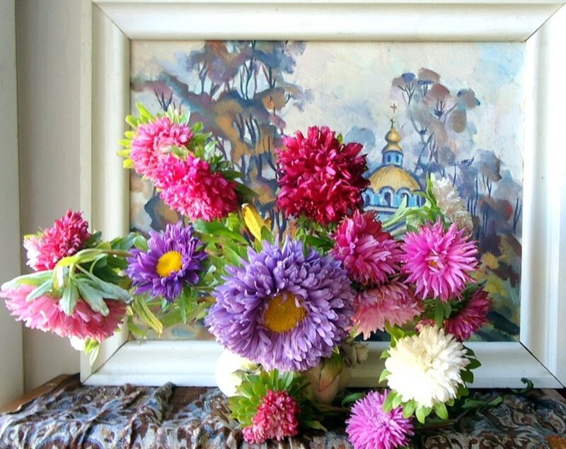 Astilbe Bouquet in Vase — Purple