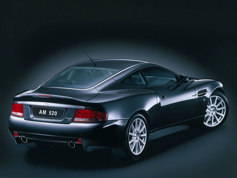 Aston Martin AM 520