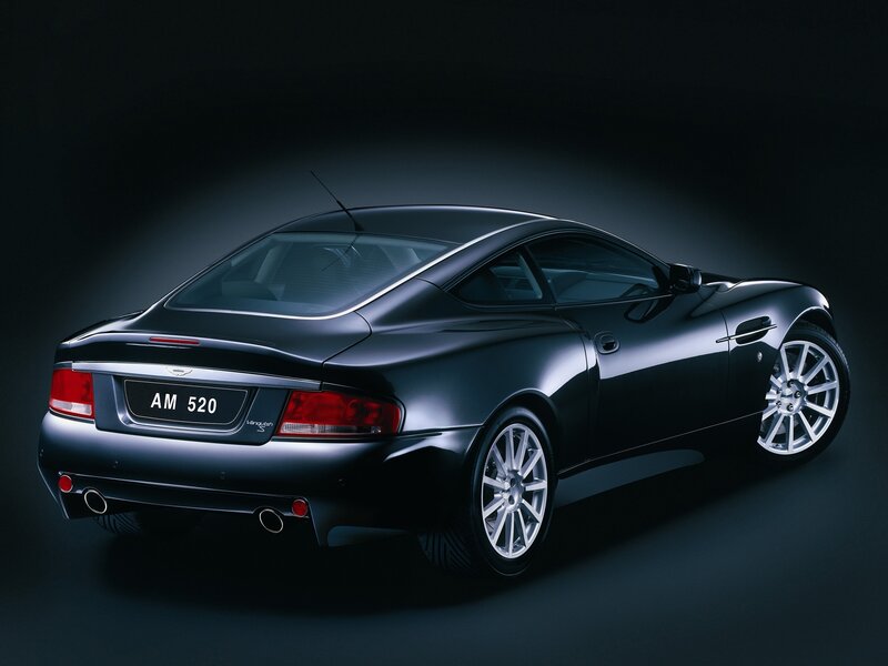 Aston Martin AM 520