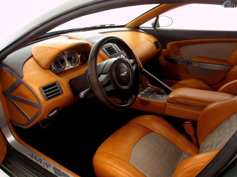 Aston Martin AMV8 interior