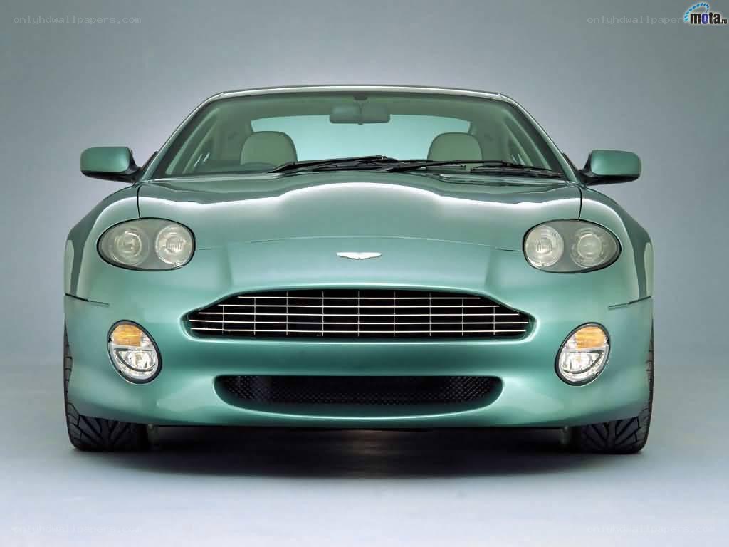 Aston Martin DB7 front view