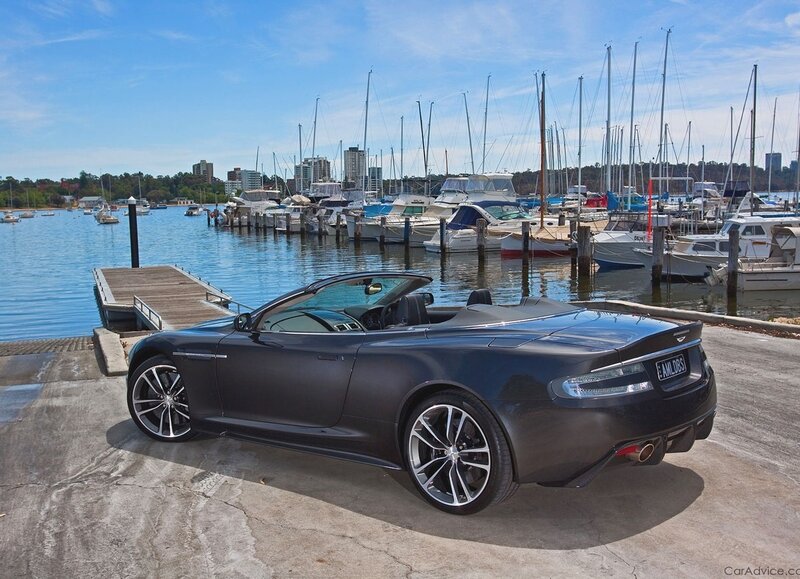 Aston Martin DB9 in marina