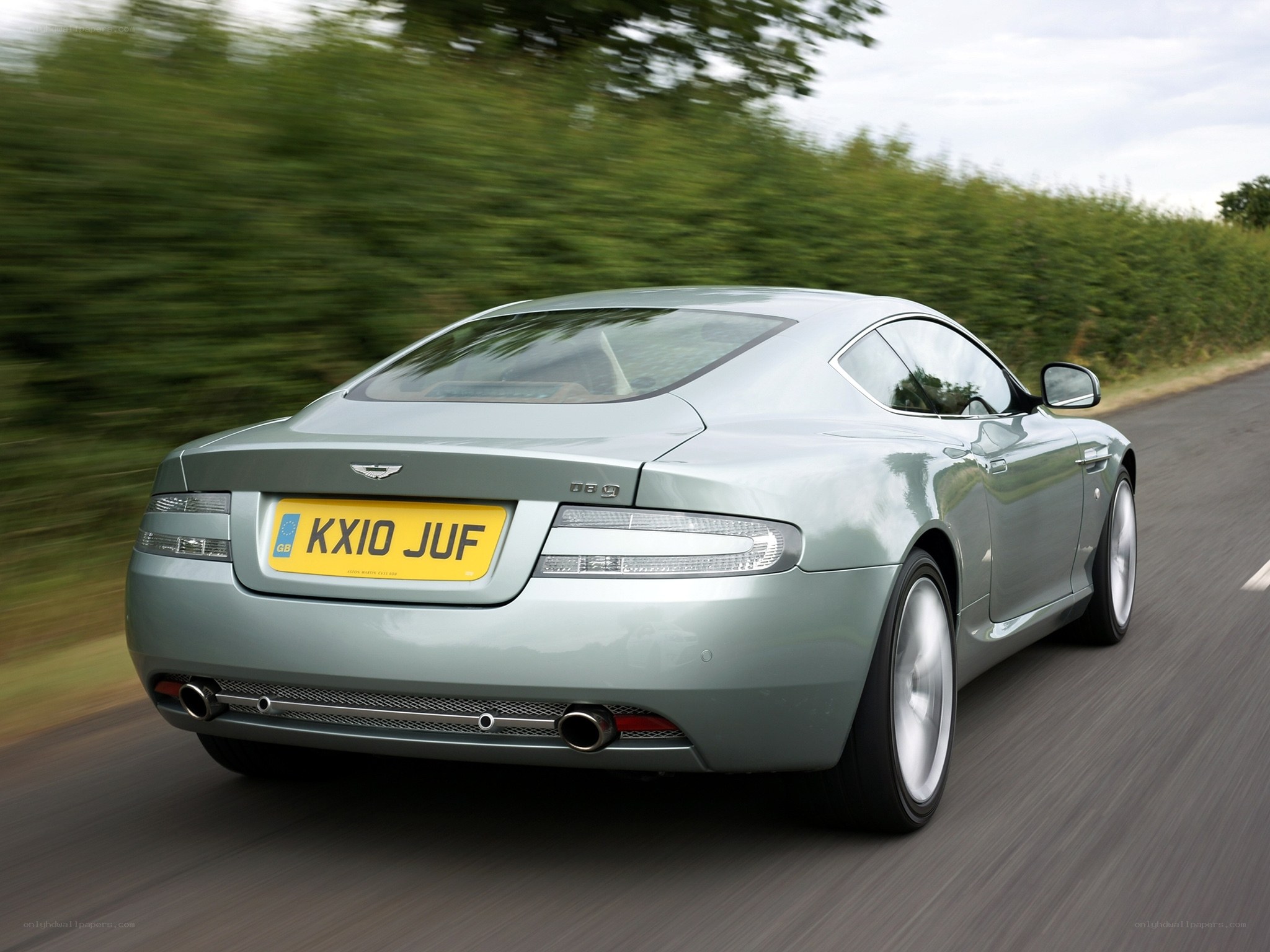Aston Martin DB9 in motion
