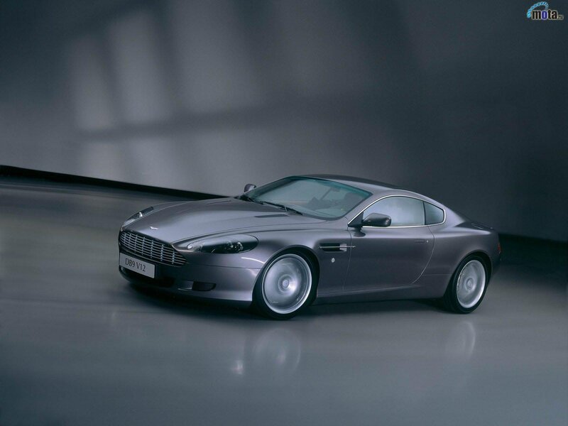 Aston Martin DB9 V12