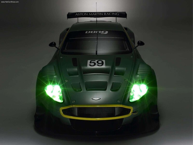 Aston Martin DBR9 race car