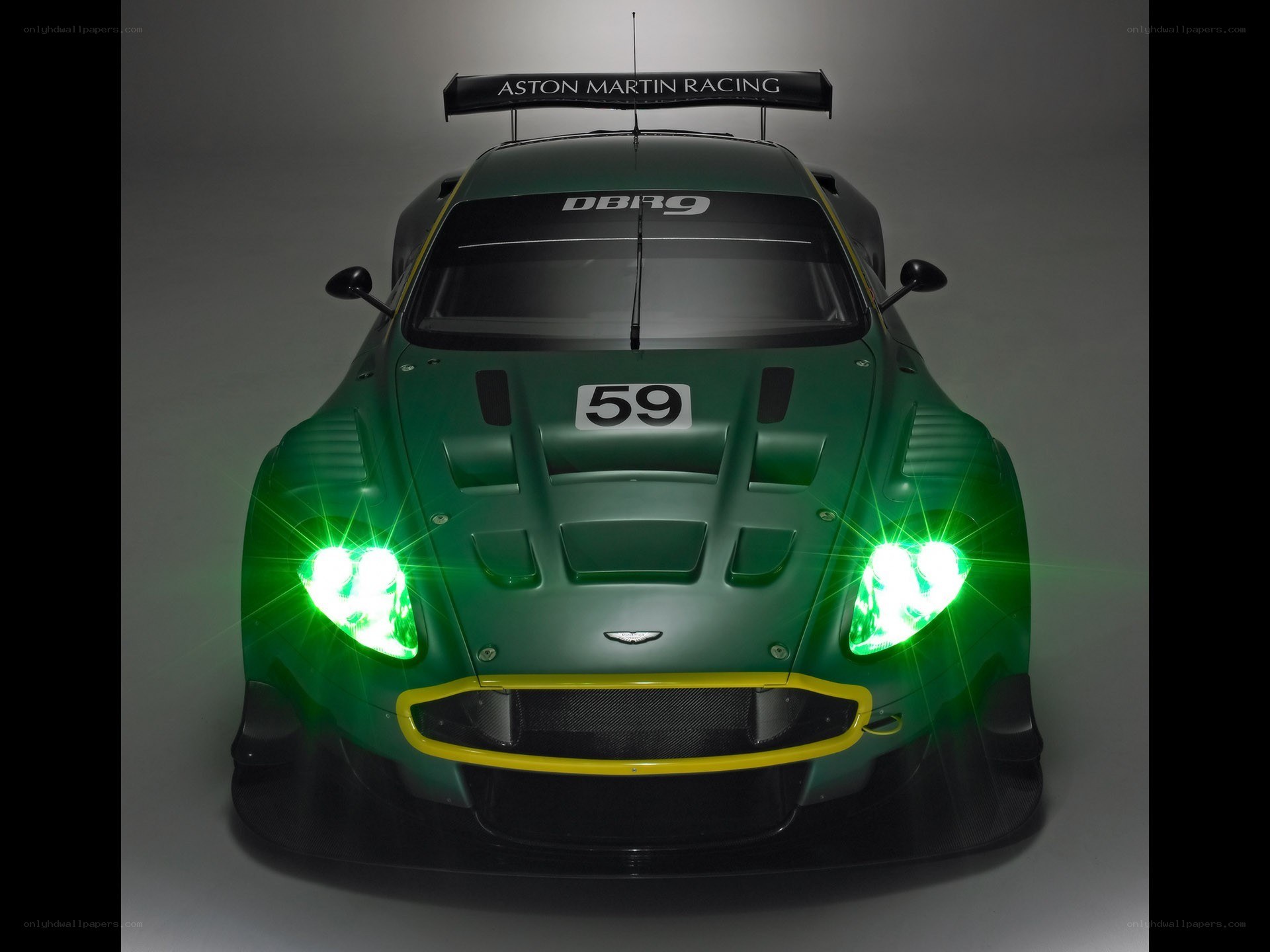 Aston Martin DBR9 race car