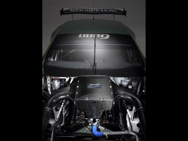 Aston Martin DBR9 race car