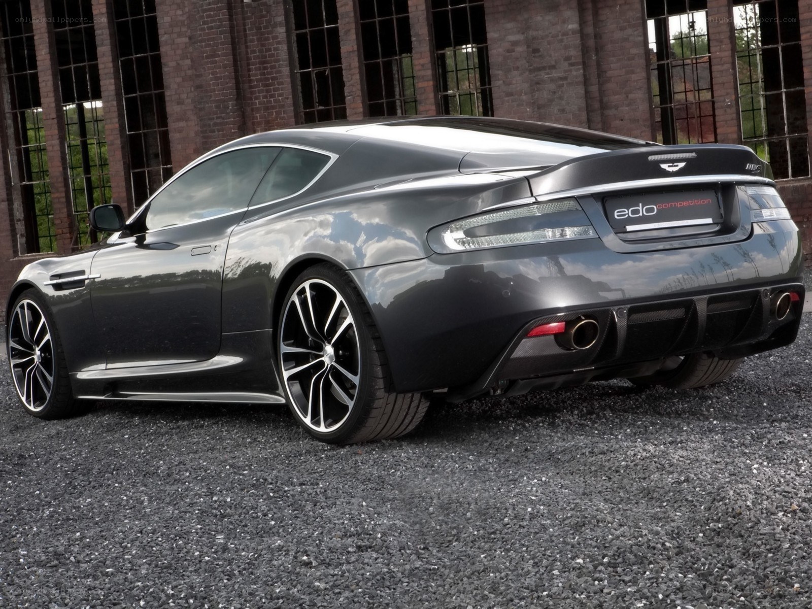 Aston Martin DBS Edo Competition